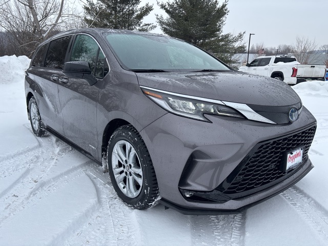 Used 2021 Toyota Sienna Van