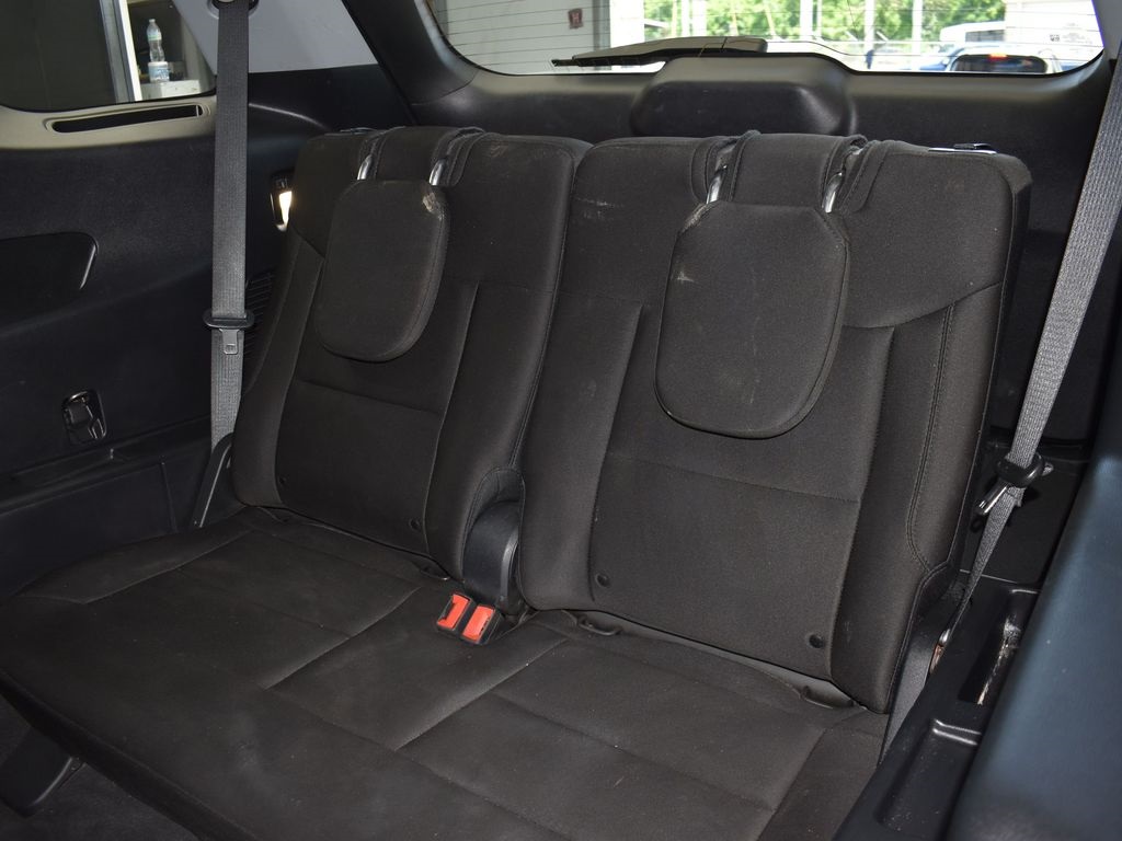 2022 Agate Black Metallic Ford Explorer XLT RWD SUV