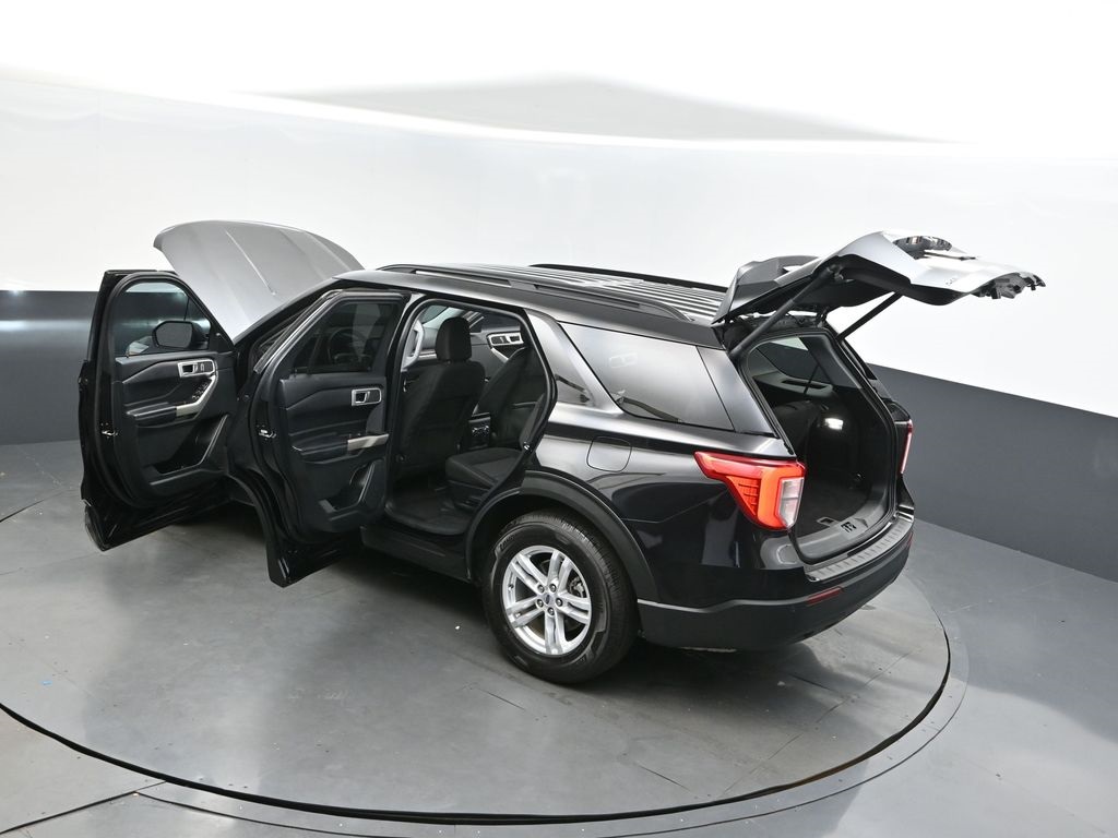2022 Agate Black Metallic Ford Explorer XLT RWD SUV