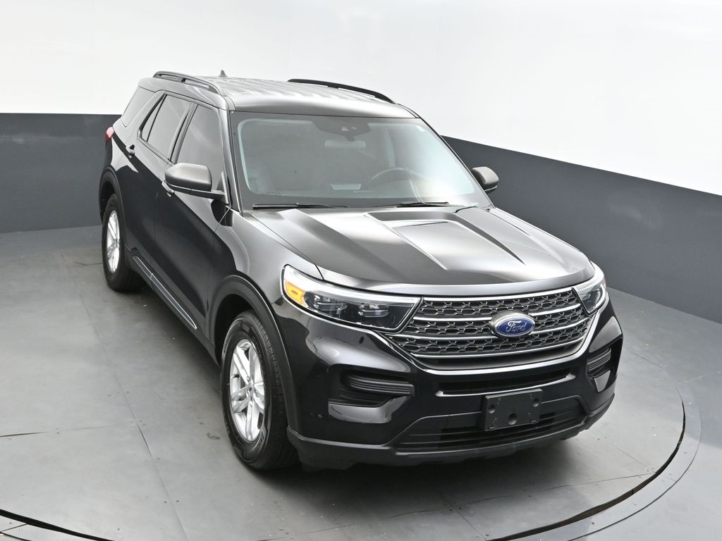 2022 Agate Black Metallic Ford Explorer XLT RWD SUV