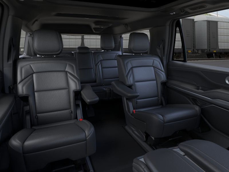 new 2026 Lincoln Navigator L car, priced at $112,590