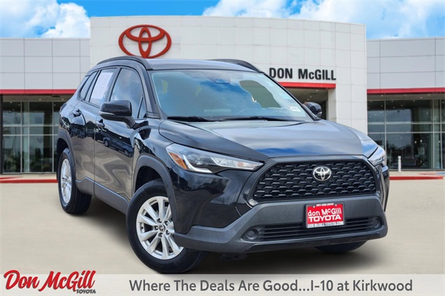 2023 Toyota Corolla Cross LE