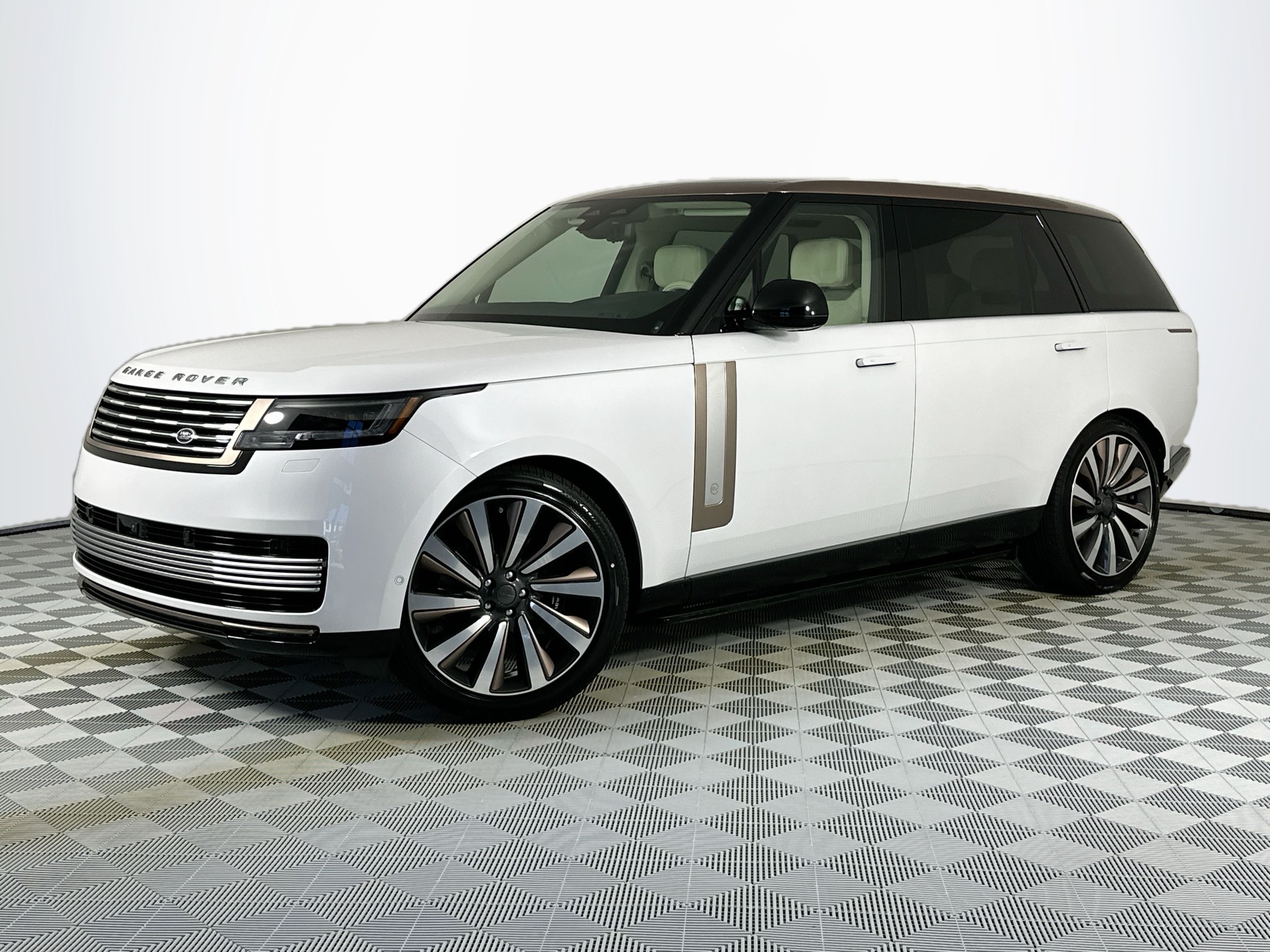 new 2026 Land Rover Range Rover car, priced at $256,155