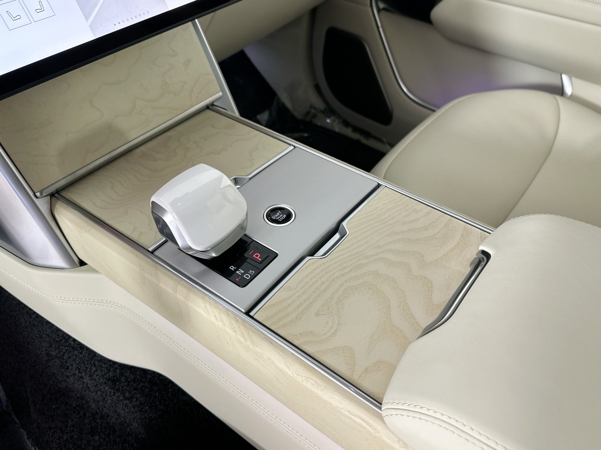 new 2026 Land Rover Range Rover car, priced at $256,155