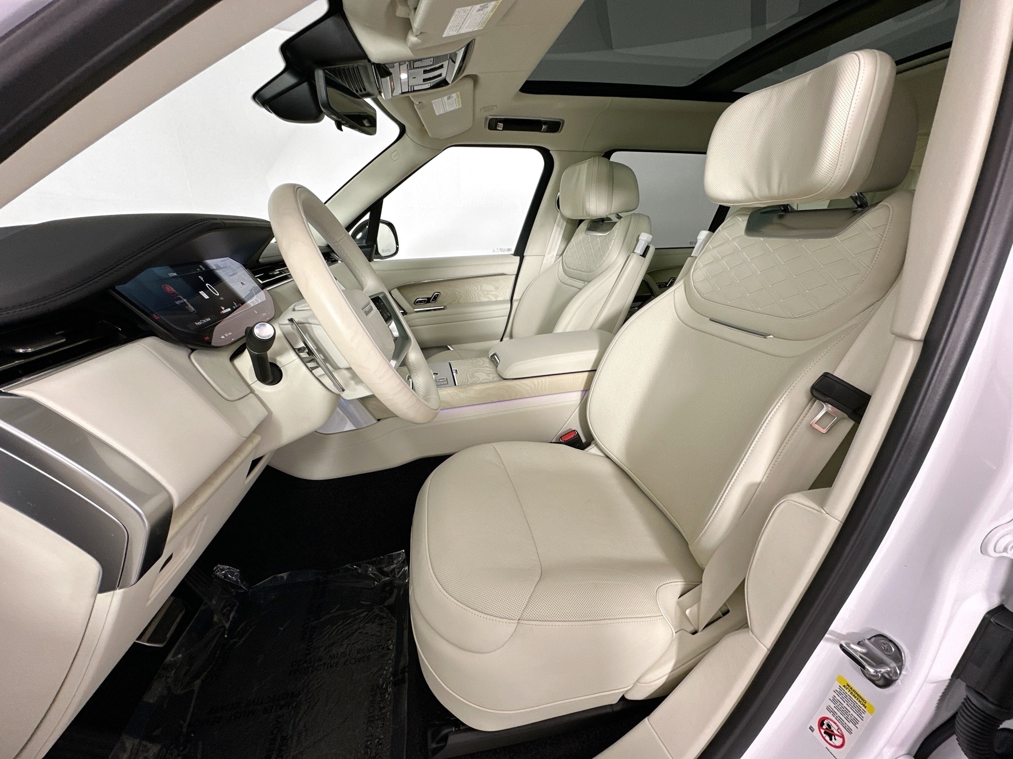 new 2026 Land Rover Range Rover car, priced at $256,155