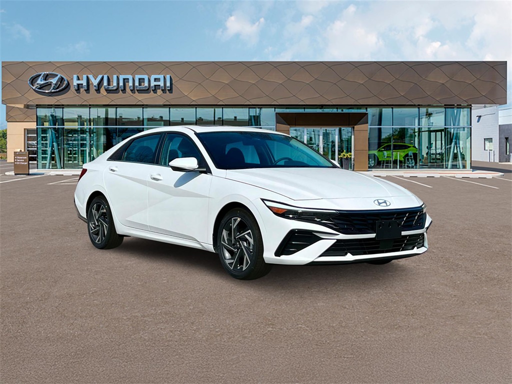 2024 Hyundai Elantra SEL Convenience photo 11