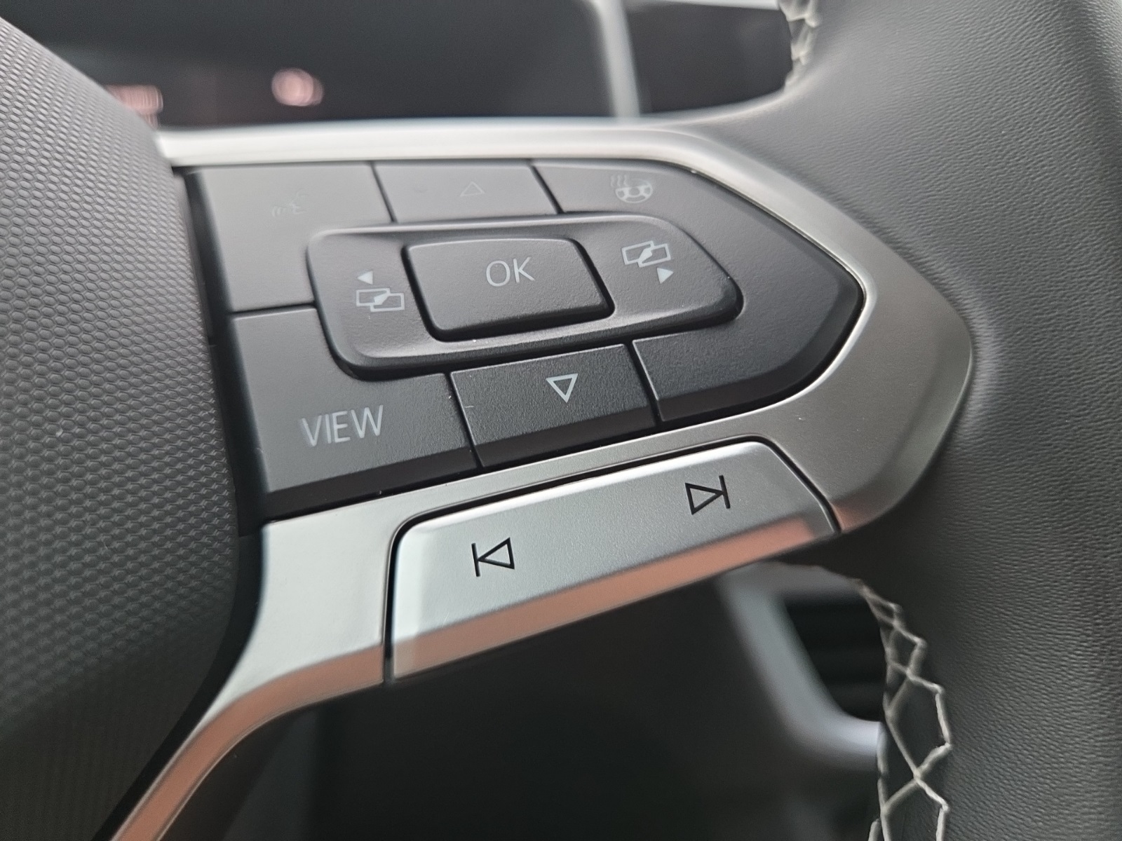 new 2025 Volkswagen Taos car, priced at $26,300