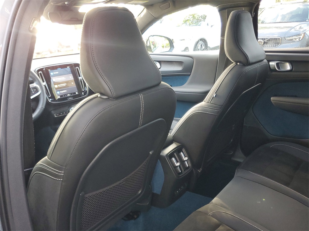 used 2023 Volvo C40 Recharge Pure Electric car, priced at $23,385