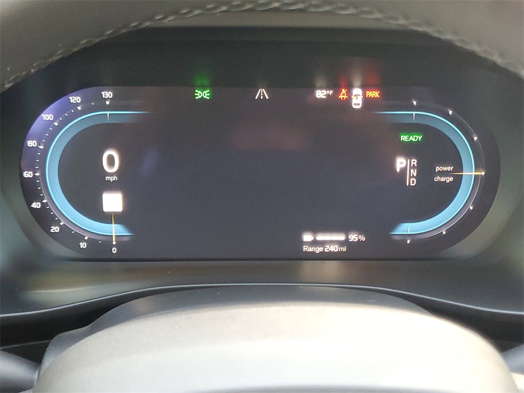 used 2023 Volvo C40 Recharge Pure Electric car, priced at $23,385