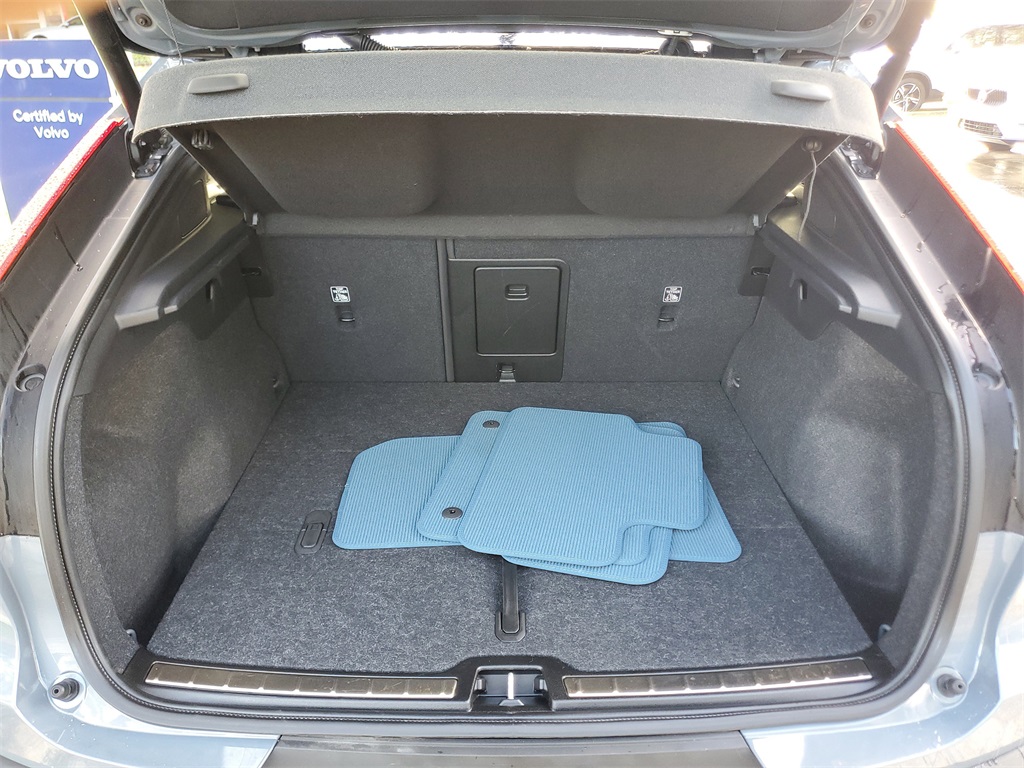 used 2023 Volvo C40 Recharge Pure Electric car, priced at $23,385