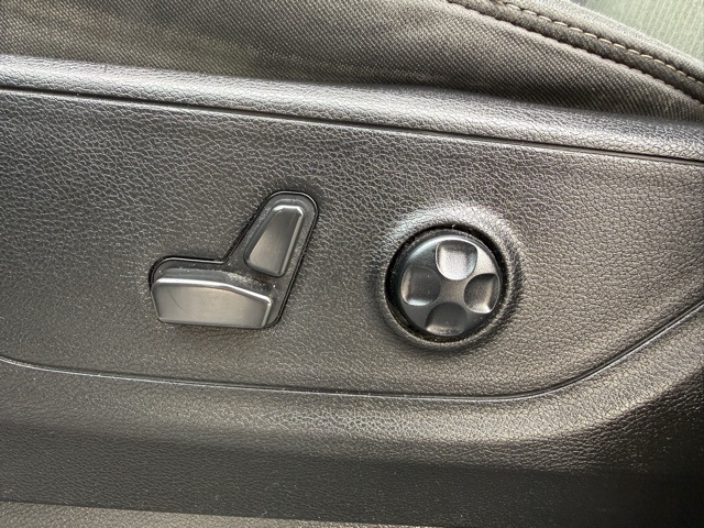 used 2021 Ram 1500 car, priced at $29,988