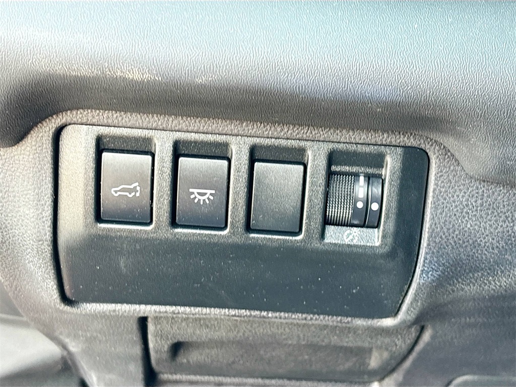 2024 Subaru Ascent Touring photo 8