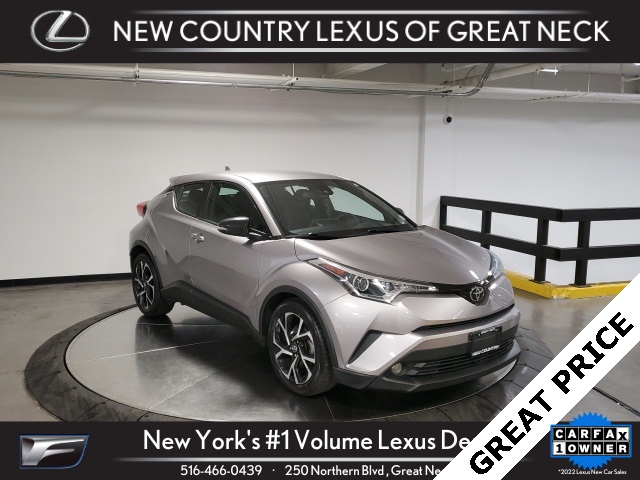2018 Toyota C-HR XLE Premium's photo