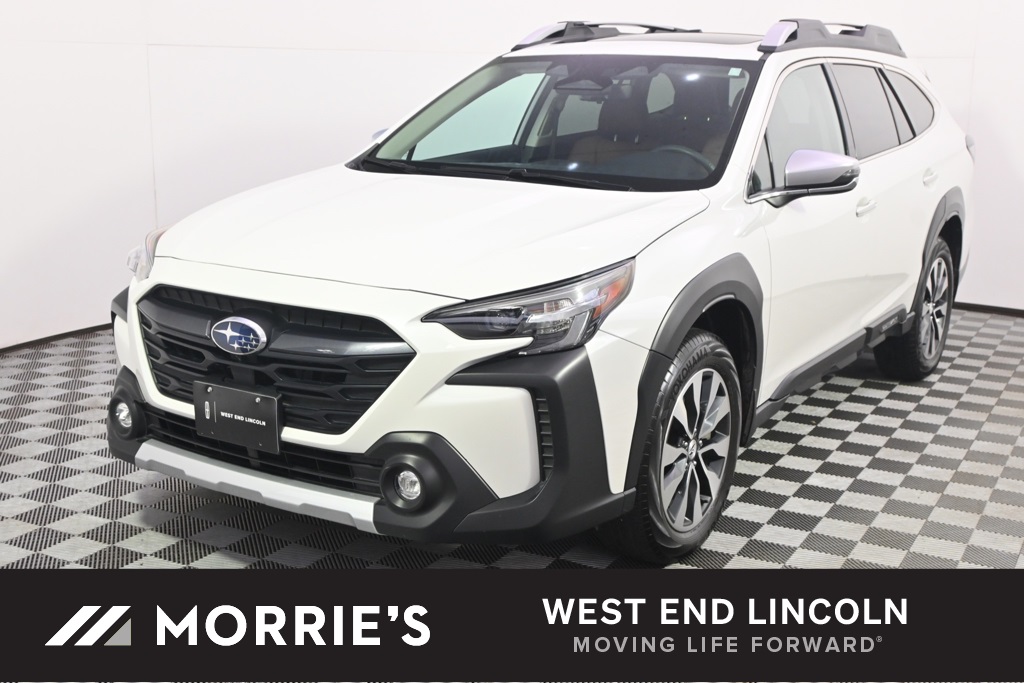 2024 Subaru Outback Touring's photo