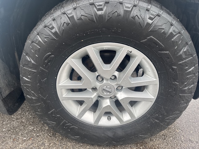 2019 Nissan Frontier SV photo 13