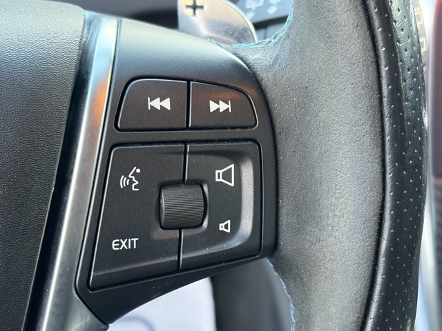 used 2018 Volvo V60 car, priced at $27,995