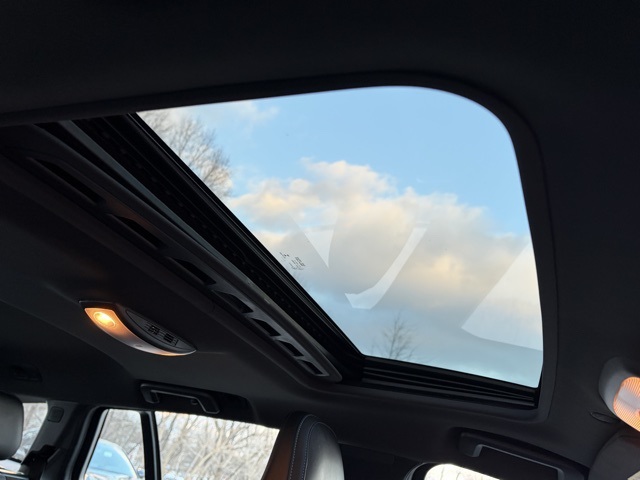 used 2018 Volvo V60 car, priced at $27,995