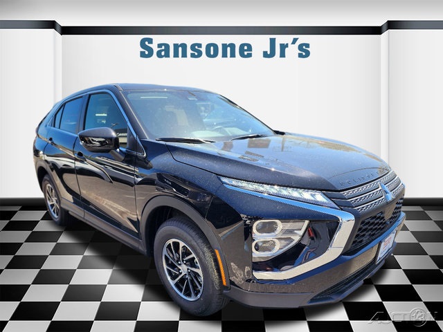 2025 Mitsubishi Eclipse Cross ES's photo