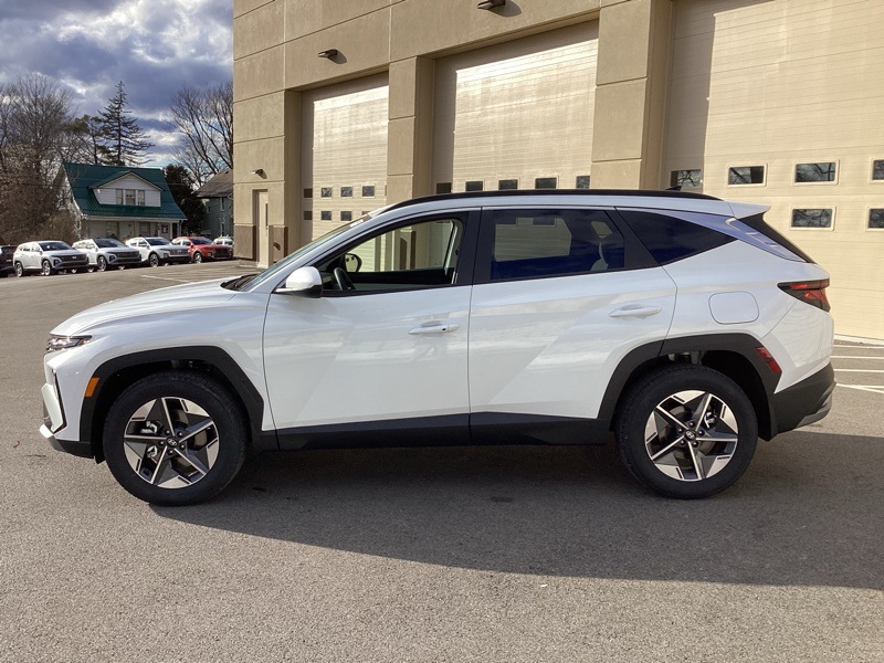 2026 Hyundai Tucson SEL photo 4