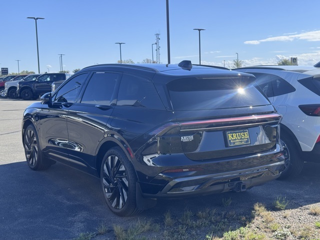 2024 Lincoln Nautilus Reserve