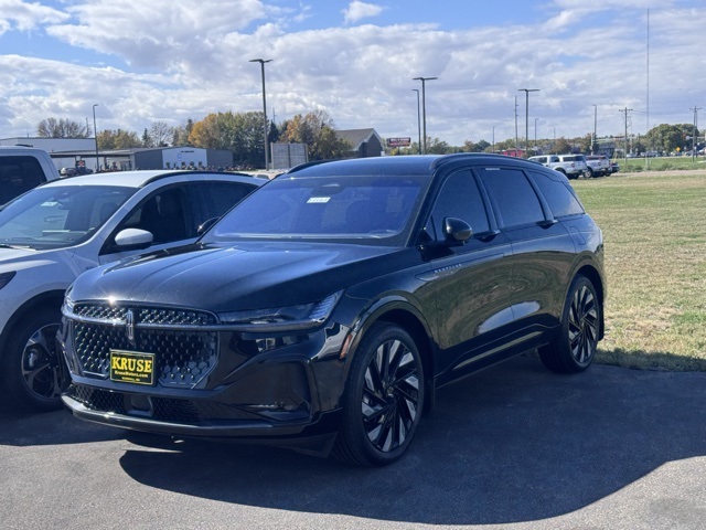 2024 Lincoln Nautilus Reserve