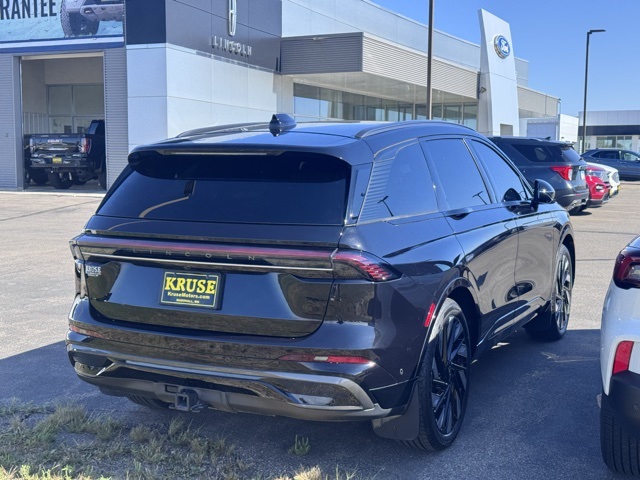 2024 Lincoln Nautilus Reserve