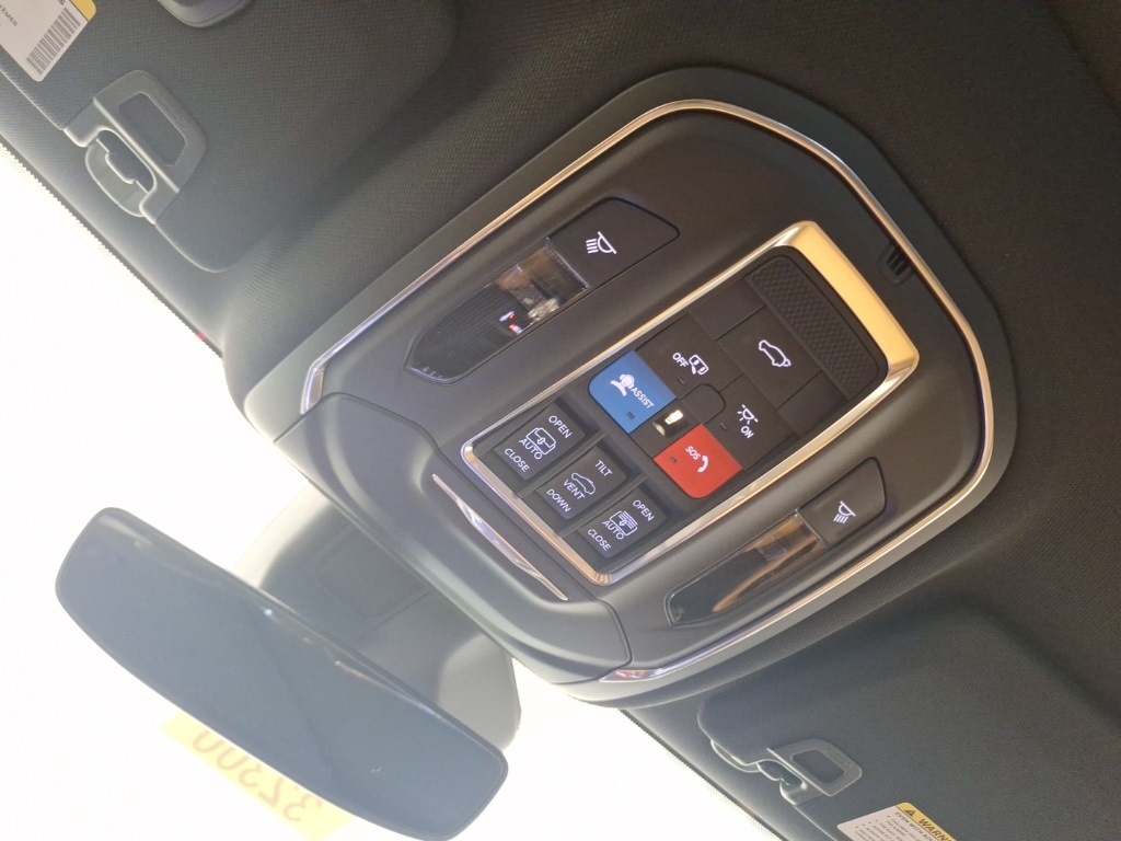 new 2025 Jeep Grand Cherokee car, priced at $60,830