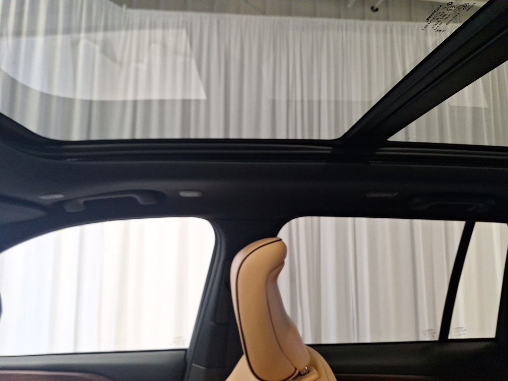 new 2025 Jeep Grand Cherokee car, priced at $60,830