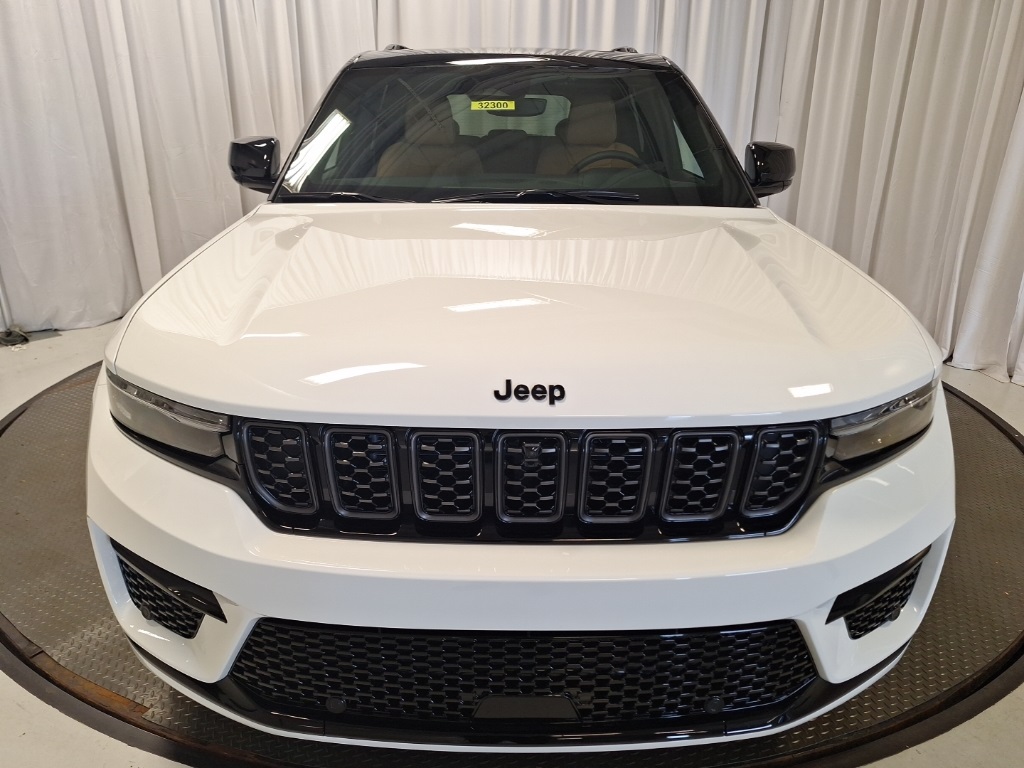 new 2025 Jeep Grand Cherokee car, priced at $60,830