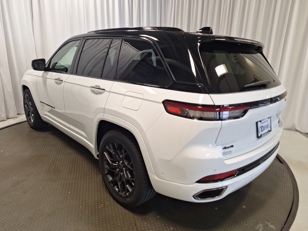 new 2025 Jeep Grand Cherokee car, priced at $60,830