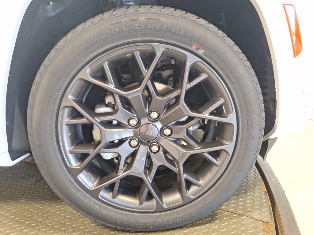 new 2025 Jeep Grand Cherokee car, priced at $60,830