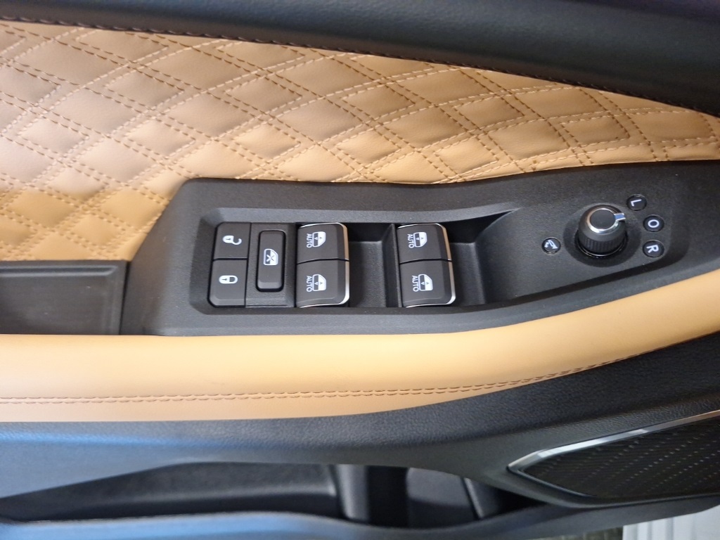 new 2025 Jeep Grand Cherokee car, priced at $60,830