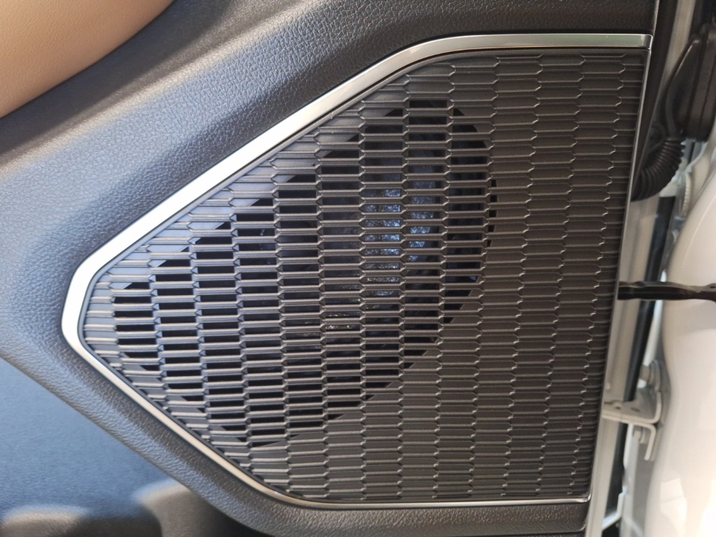 new 2025 Jeep Grand Cherokee car, priced at $60,830