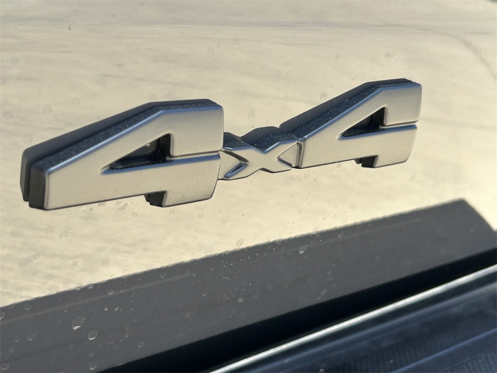 2025 Toyota Tacoma SR5 Double Cab photo 10