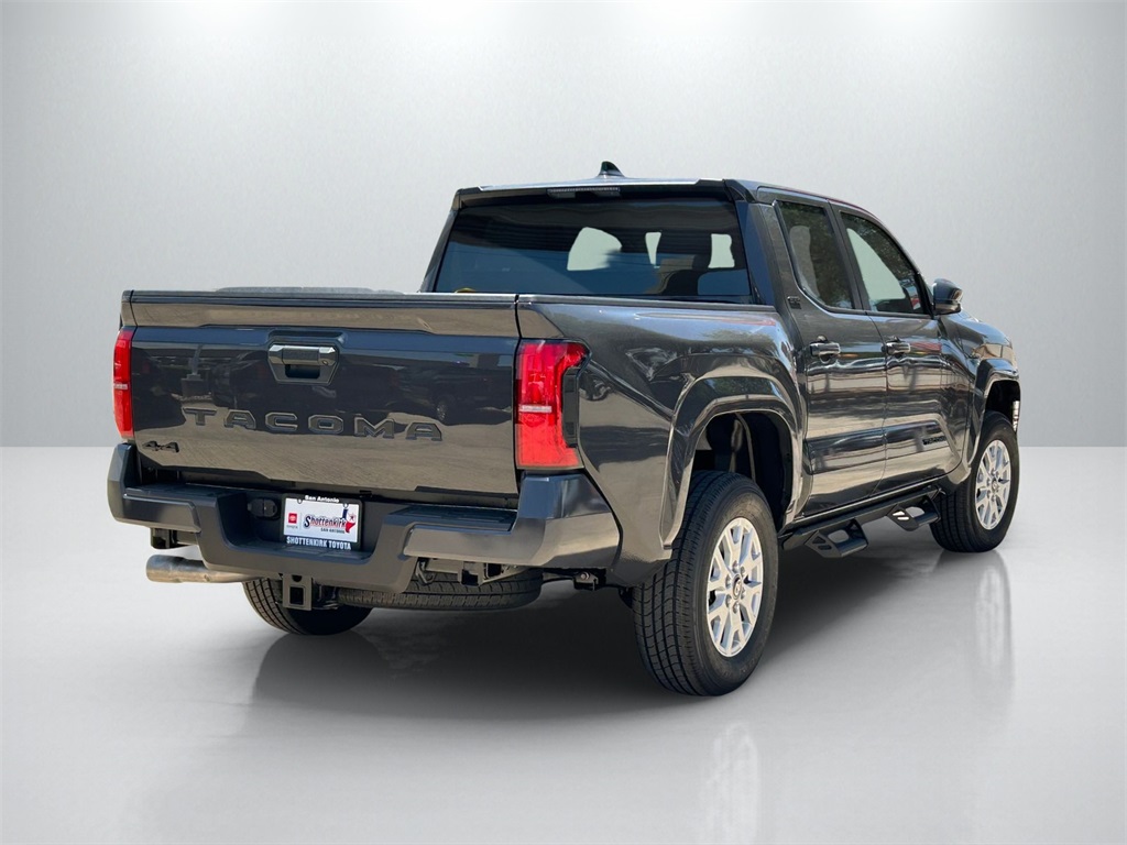 2025 Toyota Tacoma SR5 Double Cab photo 5