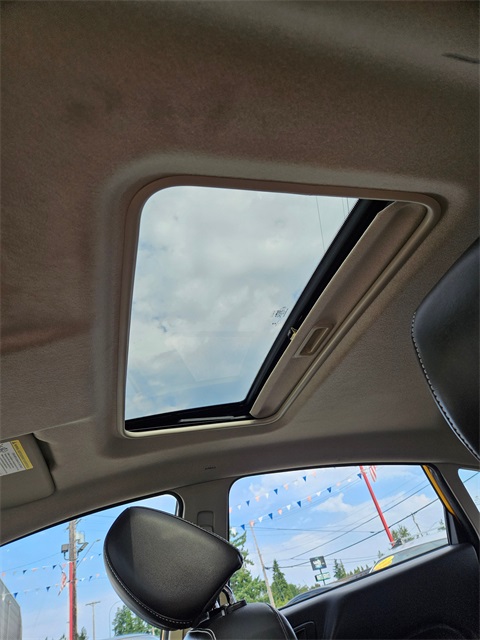 2013 Ford Fiesta Titanium photo 17