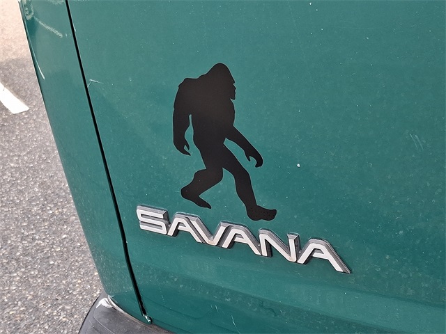 used 2001 GMC Savana G2500 car, priced at $8,950