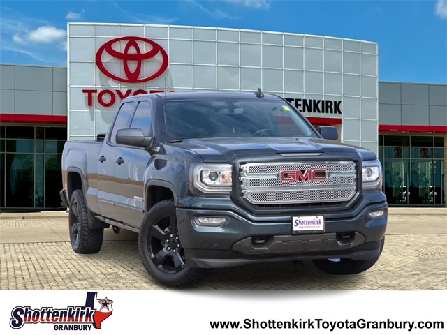 2017 GMC Sierra 1500 SLE's photo