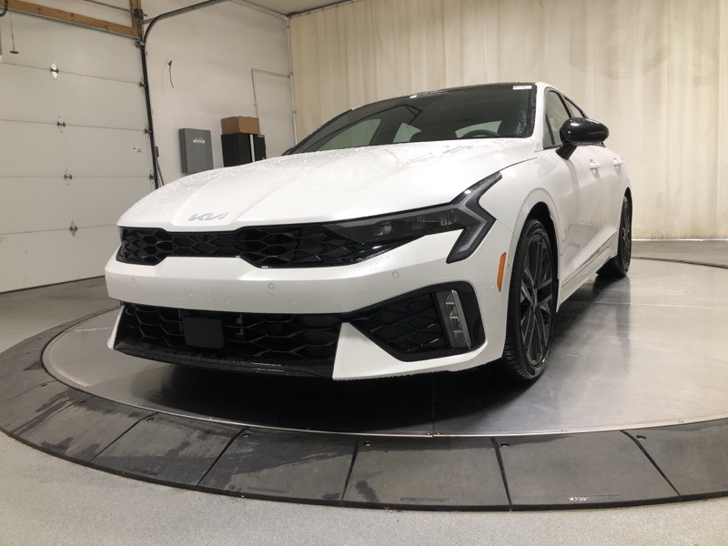 2026 Kia K5 GT photo 3