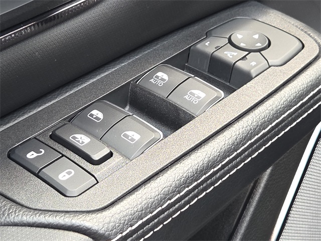 2025 Ram 1500 Rebel photo 16