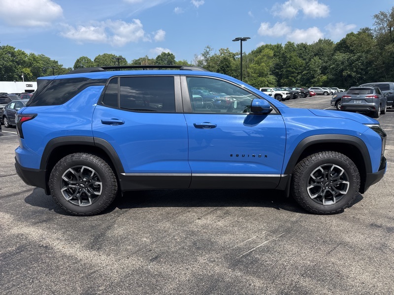2026 Chevrolet Equinox ACTIV photo 2