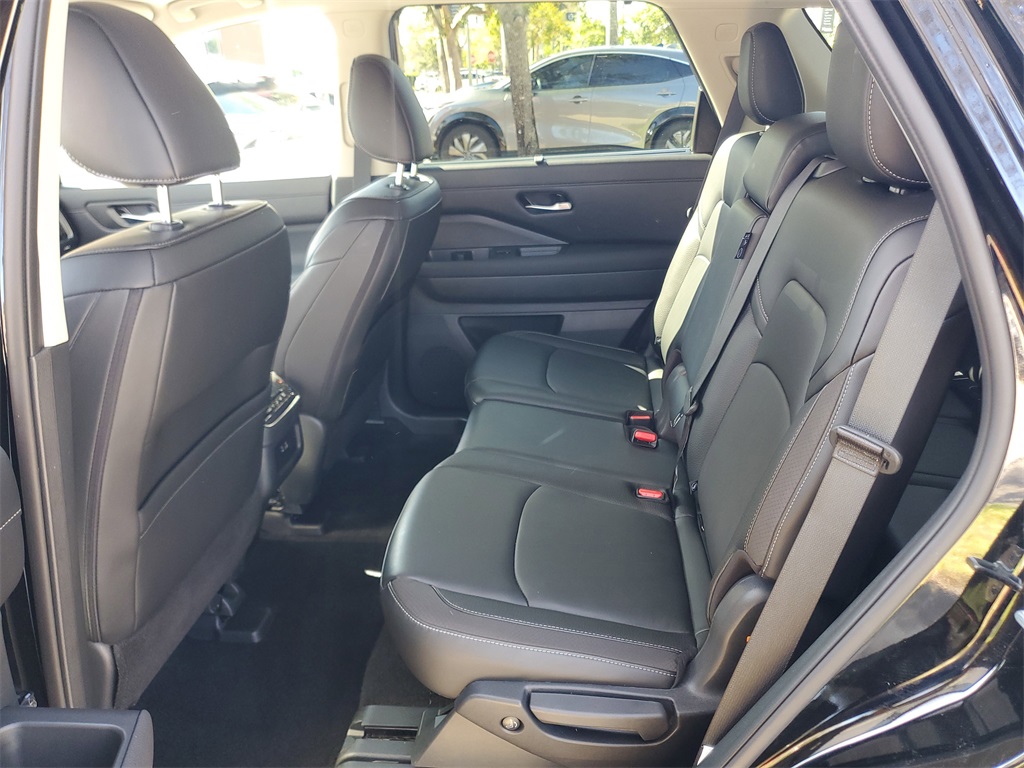 used 2025 Nissan Pathfinder car, priced at $35,995