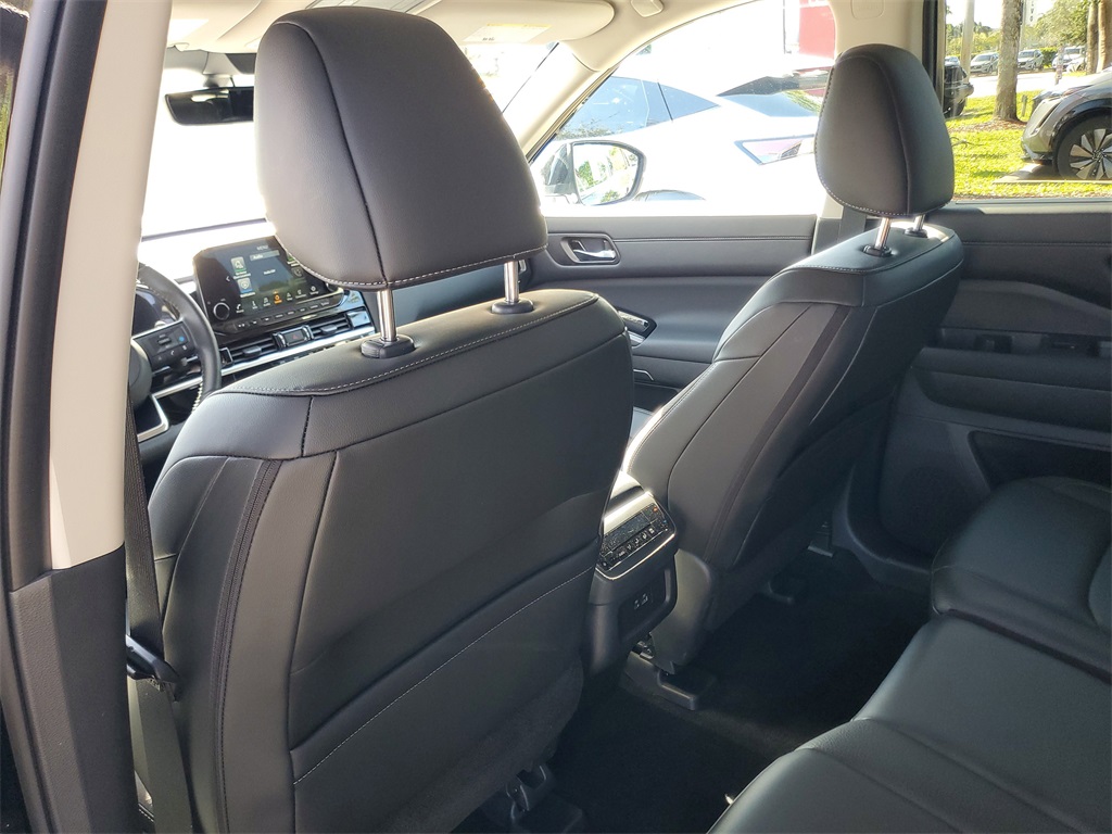 used 2025 Nissan Pathfinder car, priced at $35,995