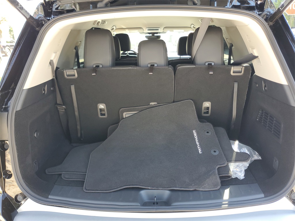 used 2025 Nissan Pathfinder car, priced at $35,995