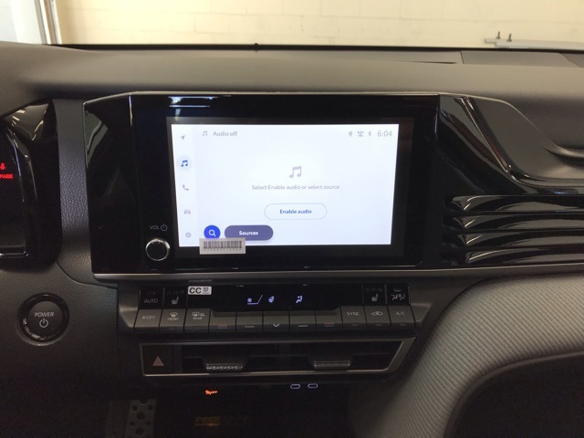 2025 Toyota Camry SE photo 18