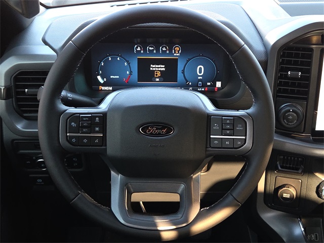 2025 Ford F-150 XLT photo 12