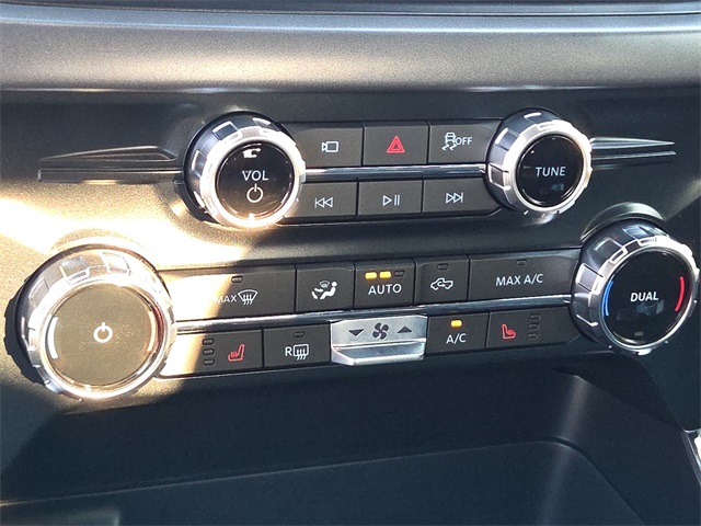 2025 Ford F-150 XLT photo 19