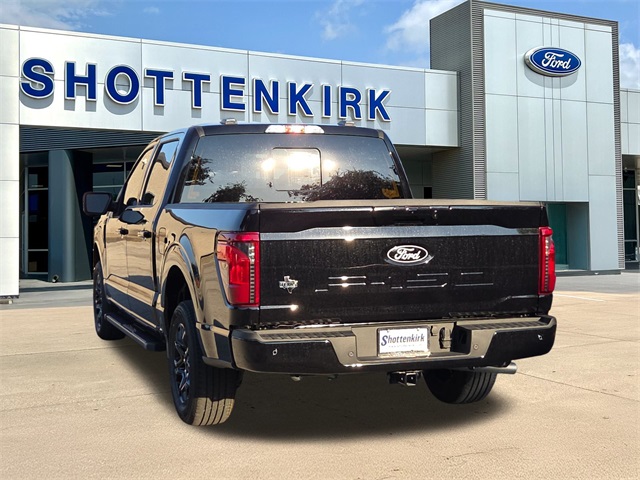 2025 Ford F-150 XLT photo 6