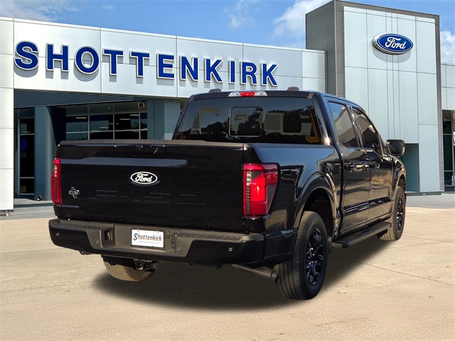 2025 Ford F-150 XLT photo 8