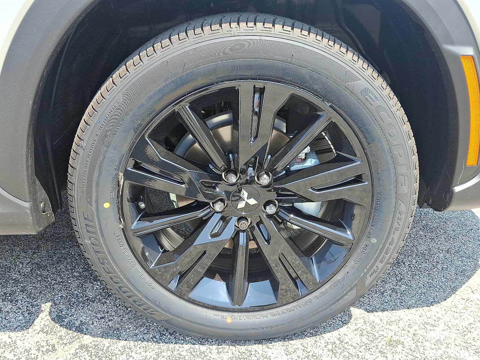 2025 Mitsubishi Eclipse Cross SEL photo 4